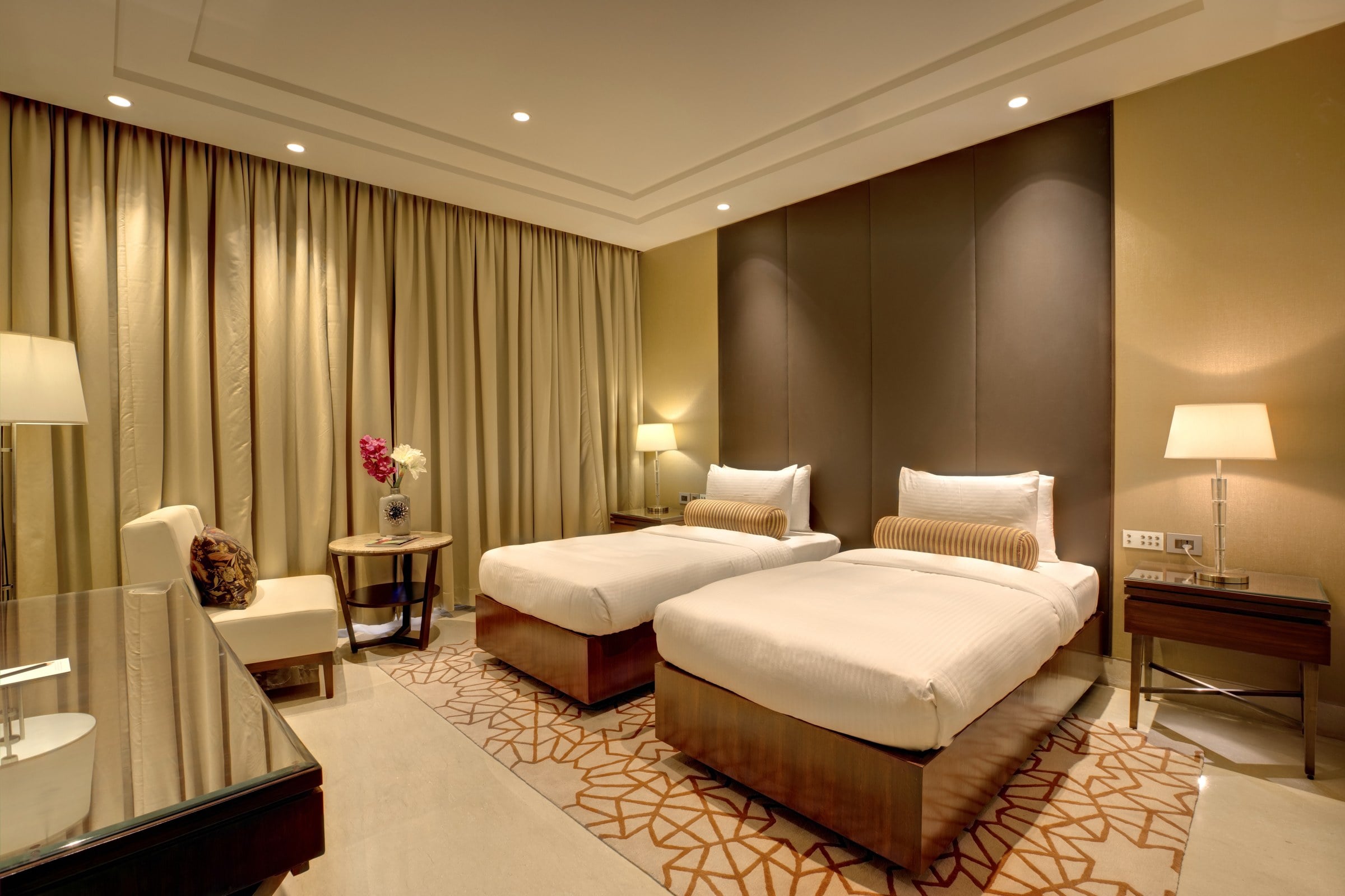Twin guest suite at The Imperial Club